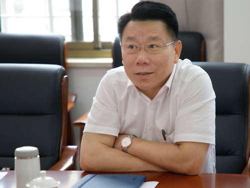 曾董在益陽擔保調研_副本.jpg 曾董在益陽擔保調研_副本.jpg