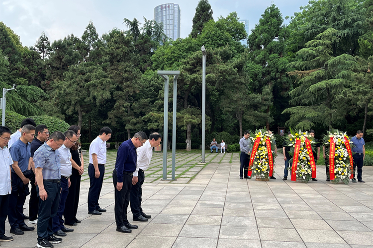 湘誠2_副本1.jpg 湘誠2_副本1.jpg