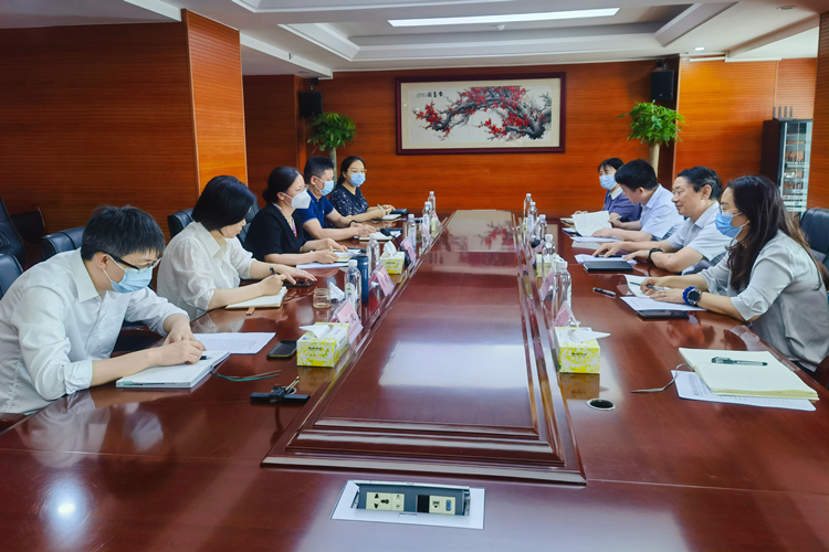 程總帶隊湘誠調研1_副本1.jpg 程總帶隊湘誠調研1_副本1.jpg